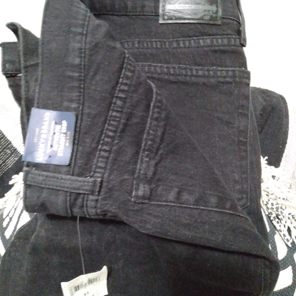 Straight Crop Black Jeans - Picture 5 of 6